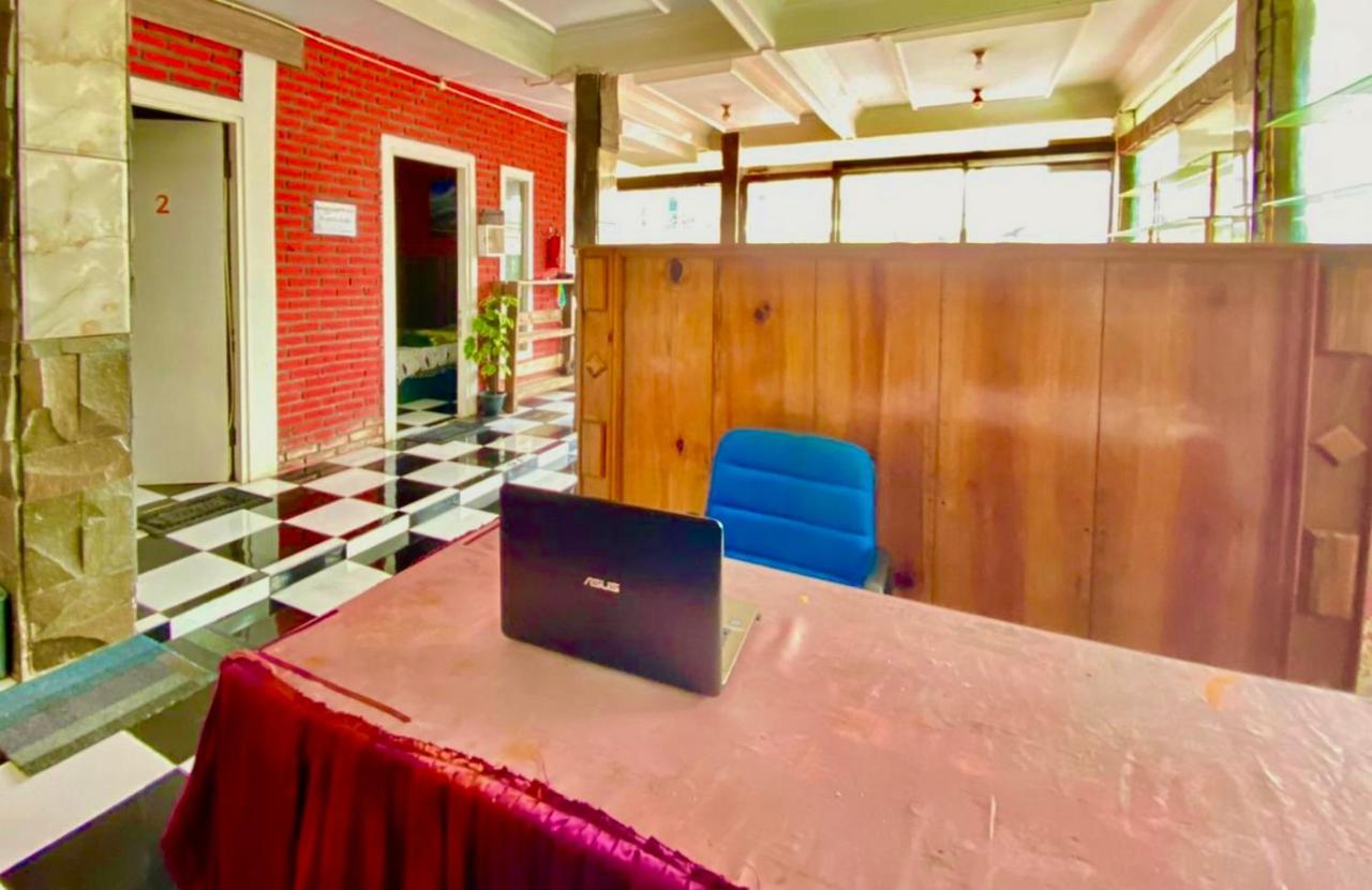 Homestay Batu Kelir Syariah Dieng Mitra Reddoorz Diyeng Exterior photo